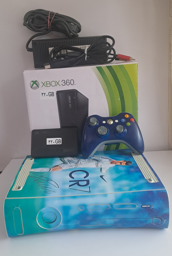کنسول بازی مایکروسافت استوک Xbox 360 با حافظه 320گیگابایت فول بازی با اسکین کریستین رونالدو